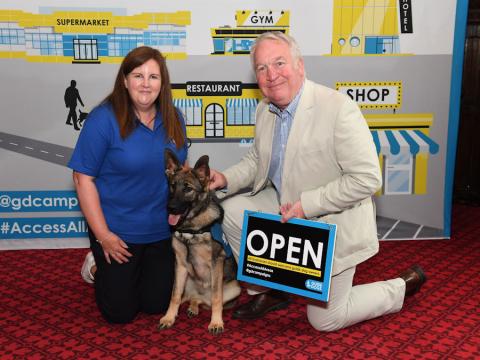 Sir Mike Penning MP backs Guide Dogs campaign