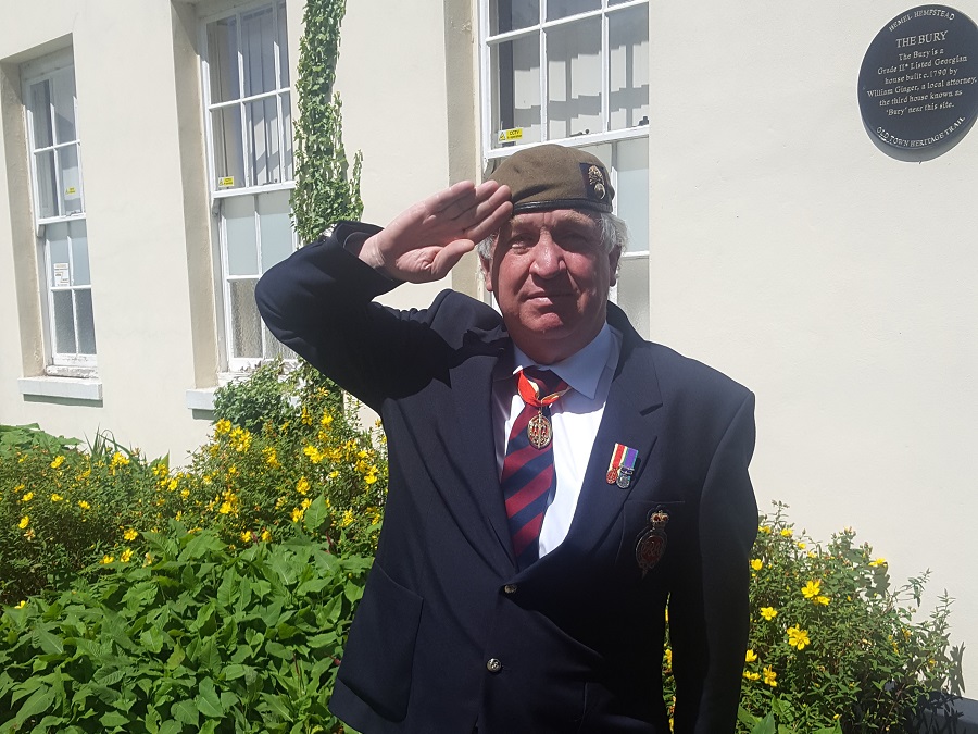 Sir Mike Penning MP celebrates Armed Forces Week #SaluteOurForces campaign