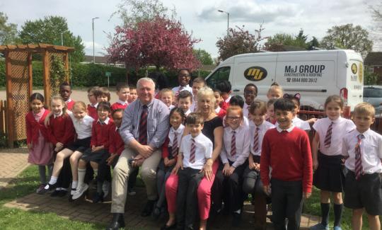 Sir Mike Penning visits Aycliffe Drive Primary School in Grovehill