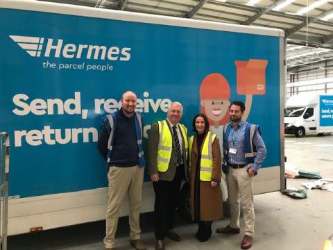 Sir Mike Penning visits purpose-built Hermes depot in Hemel Hempstead